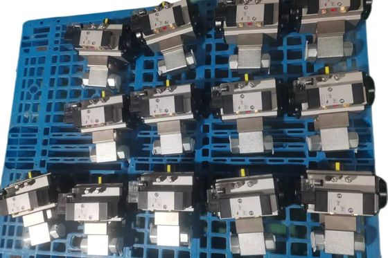 Pneumatic Ball Valve with Class 150-1500 Lb Pressure Rating and PN 10 ~ 250 for DN15-200 Applications